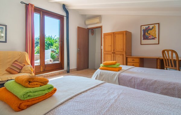 Holiday Home - Can Sua, Arta , Spain - EMF418 608