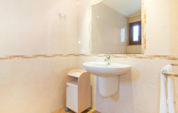 Holiday Home - Son Morei, Vilafranca de Bonany , Spain - EMF458 705
