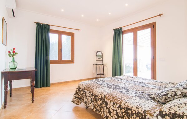 Holiday Home - Son Morei, Vilafranca de Bonany , Spain - EMF458 605