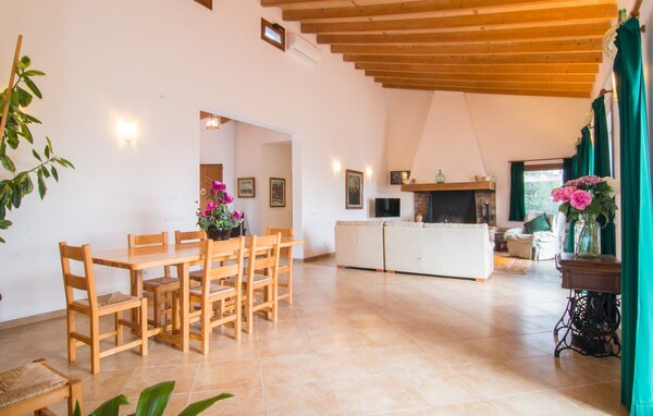 Holiday Home - Son Morei, Vilafranca de Bonany , Spain - EMF458 303