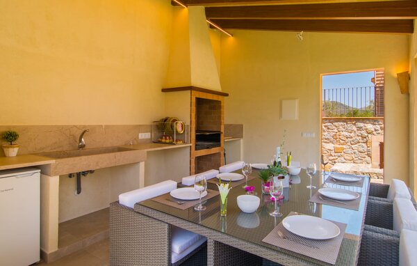 Holiday Home - Na Pedas, Arta , Spain - EMF477 403
