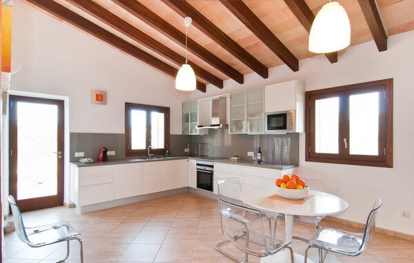 Holiday Home - Na Pedas, Arta , Spain - EMF477 406