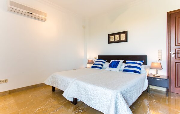 Holiday Home - Llum, Manacor , Spain - EMF486 602