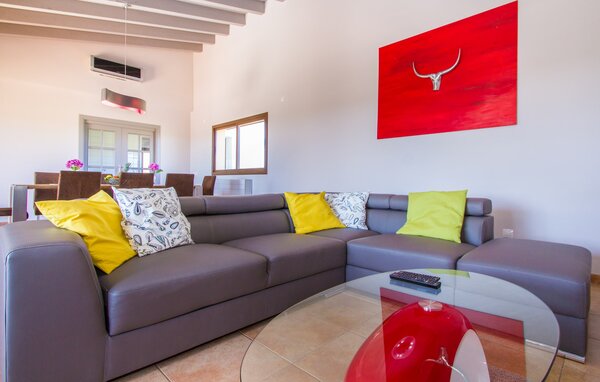 Casa de vacaciones - Can Carino, Campos , España - EMF495 301