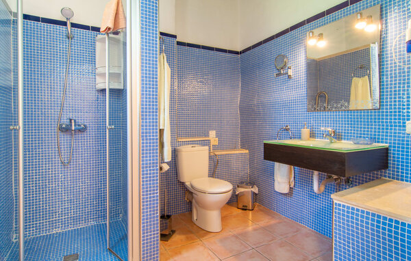 Domy wakacyjne - Can Jener, Muro , Hiszpania - EMF519 701