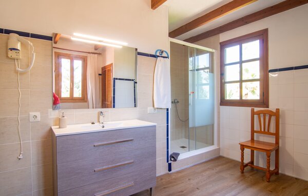 Domy wakacyjne - Can Jener, Muro , Hiszpania - EMF519 704