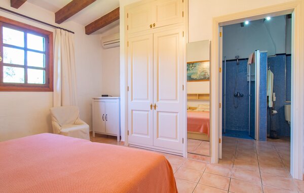 Domy wakacyjne - Can Jener, Muro , Hiszpania - EMF519 602