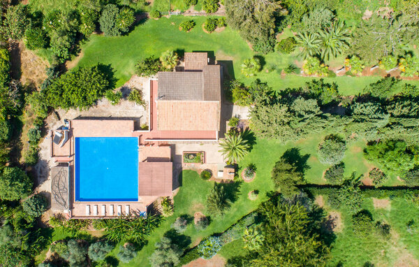 Domy wakacyjne - Can Jener, Muro , Hiszpania - EMF519 83