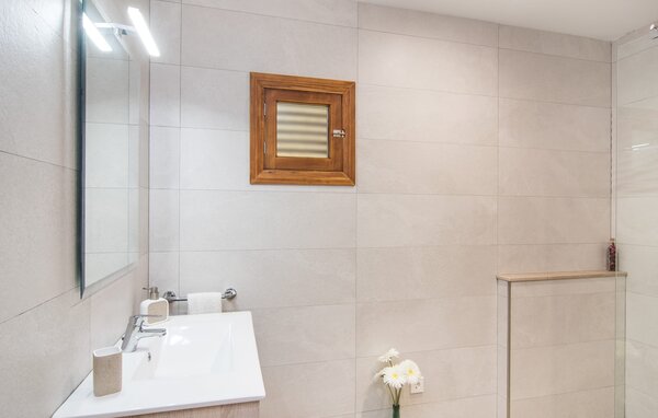 Holiday Home - Can Goet, Buger , Spain - EMF524 701