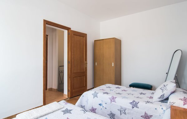 Holiday Home - Can Goet, Buger , Spain - EMF524 604