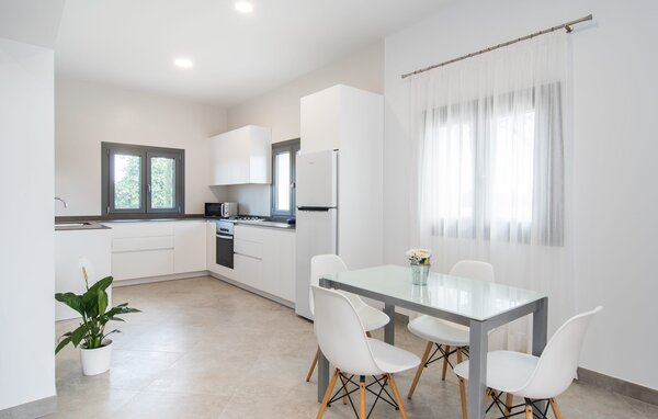 Holiday Home - Can Goet, Buger , Spain - EMF524 402