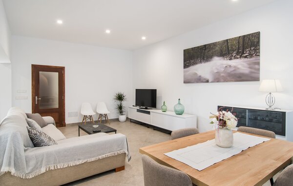 Holiday Home - Can Goet, Buger , Spain - EMF524 302