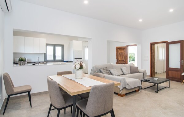 Holiday Home - Can Goet, Buger , Spain - EMF524 303