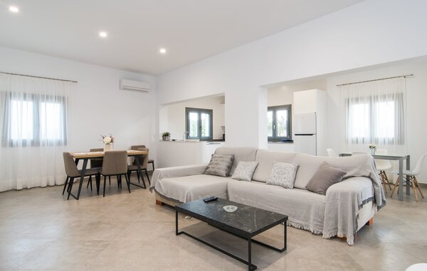 Holiday Home - Can Goet, Buger , Spain - EMF524 304
