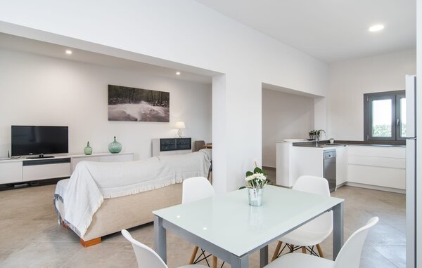 Holiday Home - Can Goet, Buger , Spain - EMF524 305