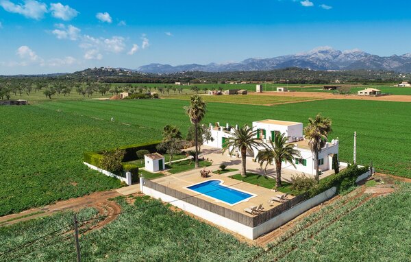 Holiday Home - Can Goet, Buger , Spain - EMF524 86
