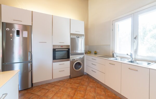 Holiday Home - Na Creu Vella, Arta , Spain - EMF531 403