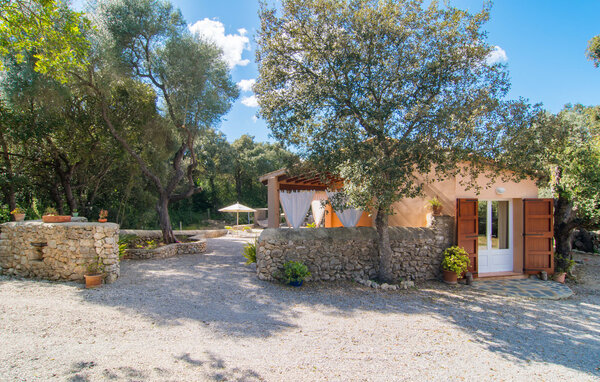 Holiday Home - Na Creu Vella, Arta , Spain - EMF531 106
