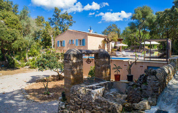 Holiday Home - Na Creu Vella, Arta , Spain - EMF531 107