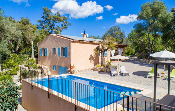 Holiday Home - Na Creu Vella, Arta , Spain - EMF531 3