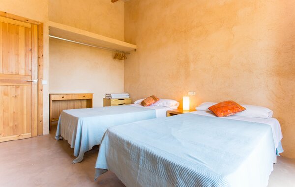 Holiday Home - Clovetes, Son Servera , Spain - EMF554 609