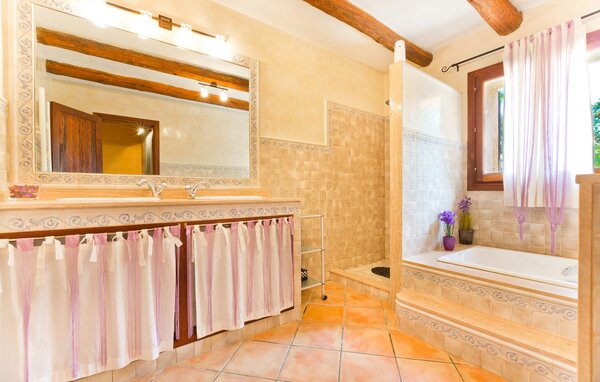 Vakantiehuis - Es Pinar de Can Busco, Manacor , Spanje - EMF555 703