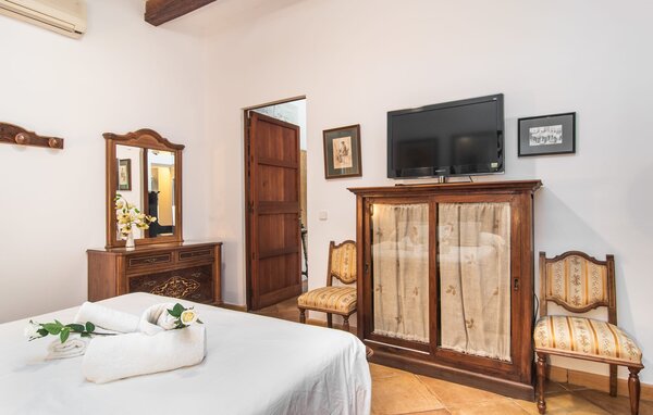 Holiday Home - Martijoan, Manacor , Spain - EMF557 604