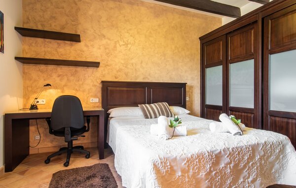 Holiday Home - Martijoan, Manacor , Spain - EMF557 608