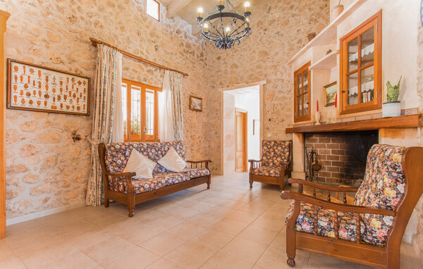 Holiday Home - Cocotte, Ariany , Spain - EMF559 306