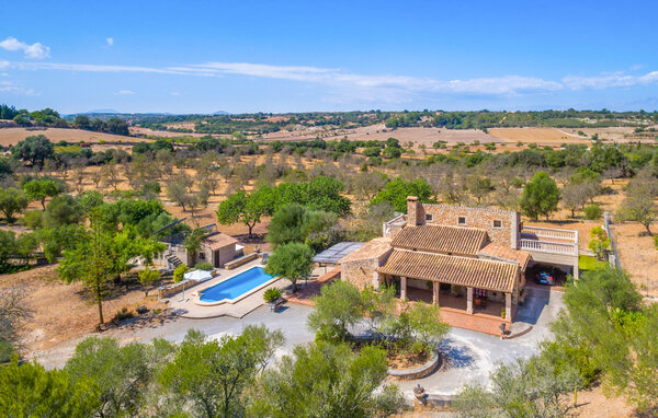 Holiday Home - Cocotte, Ariany , Spain - EMF559 3