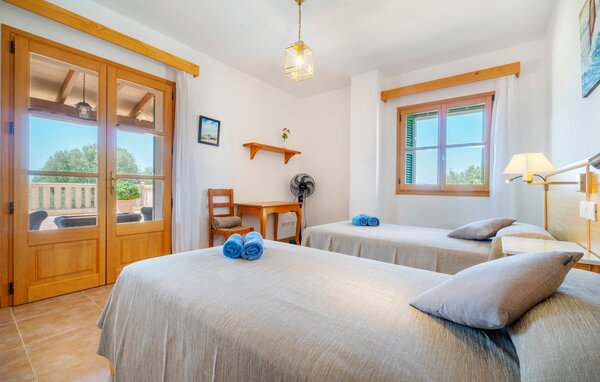 Holiday Home - Son Fadri­ de Campos, Campos , Spain - EMF561 608