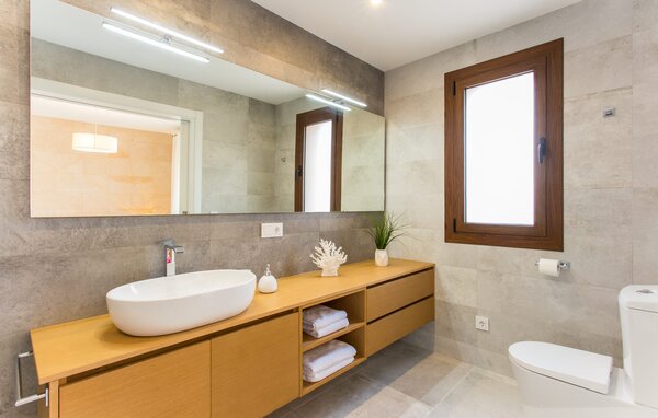 Holiday Home - Sa Carrotja Nova, Porto Cristo , Spain - EMF622 707