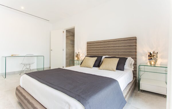 Holiday Home - Sa Carrotja Nova, Porto Cristo , Spain - EMF622 602