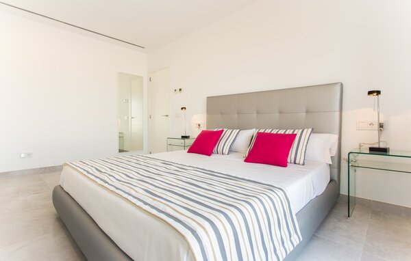 Holiday Home - Sa Carrotja Nova, Porto Cristo , Spain - EMF622 608