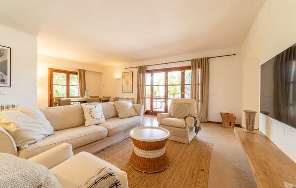 Holiday Home - Can Riera d'Es Trenc, Campos , Spain - EMF626 304