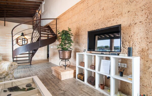 Holiday Home - S'Hort de Carrossa, Arta , Spain - EMF658 304