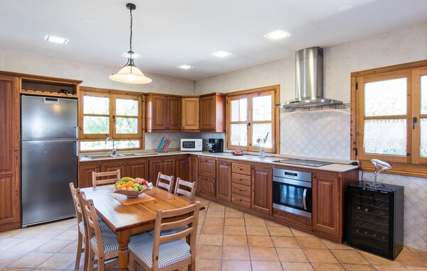 Holiday Home - Son Forte Nou, Arta , Spain - EMF659 402