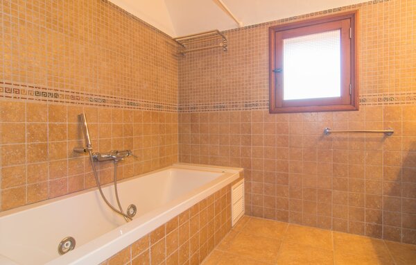 Holiday Home - Es Moli den Llull, Sant Llorenc , Spain - EMF685 704