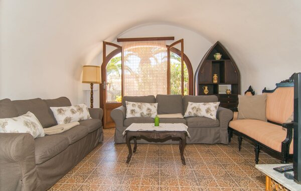 Holiday Home - Es Moli den Llull, Sant Llorenc , Spain - EMF685 303