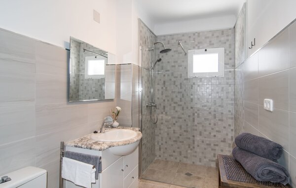 Holiday Home - Ferradura, Cala Ratjada , Spain - EMF693 701