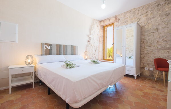 Holiday Home - Alcudiarrom, Vilafranca de Bonany , Spain - EMF699 601