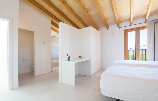 Holiday Home - Alcudiarrom, Vilafranca de Bonany , Spain - EMF699 606