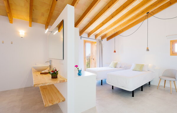 Holiday Home - Alcudiarrom, Vilafranca de Bonany , Spain - EMF699 607