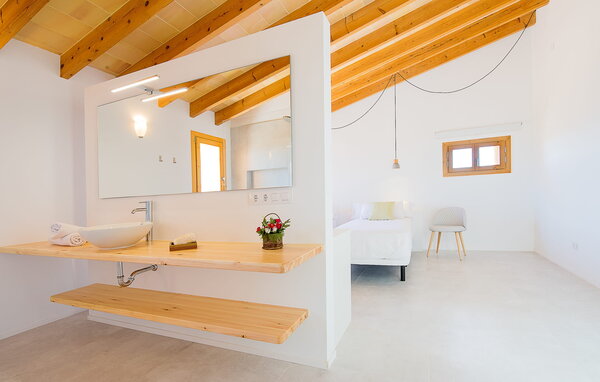 Holiday Home - Alcudiarrom, Vilafranca de Bonany , Spain - EMF699 608