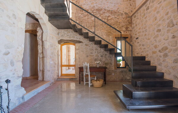 Holiday Home - Alcudiarrom, Vilafranca de Bonany , Spain - EMF699 505