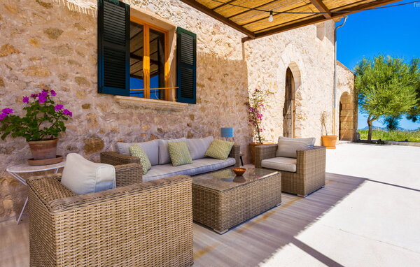 Holiday Home - Alcudiarrom, Vilafranca de Bonany , Spain - EMF699 112