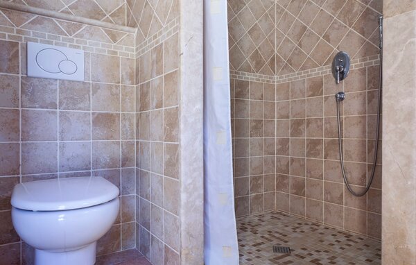 Holiday Home - Can Jeroni Petit, Cala dOr , Spain - EMF701 702