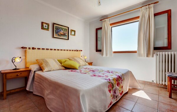 Holiday Home - Can Jeroni Petit, Cala dOr , Spain - EMF701 601