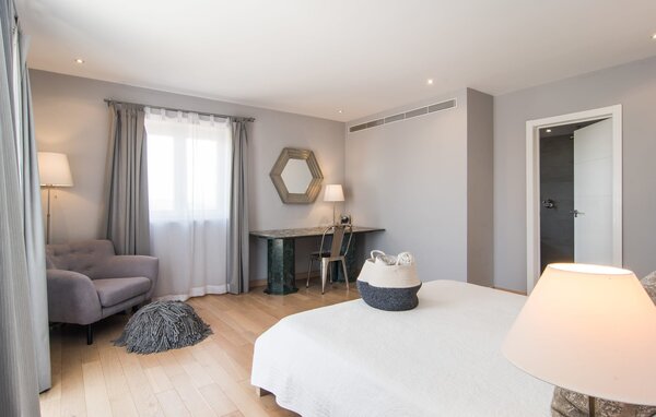 Holiday Home - Can Ampasolia, Campos , Spain - EMF705 604