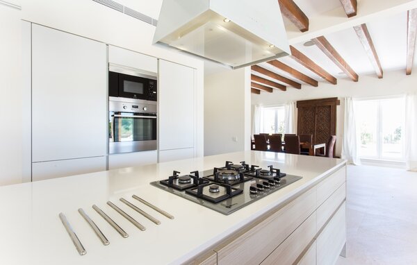Holiday Home - Can Ampasolia, Campos , Spain - EMF705 403